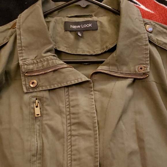 Jacket - Picture 3 of 4